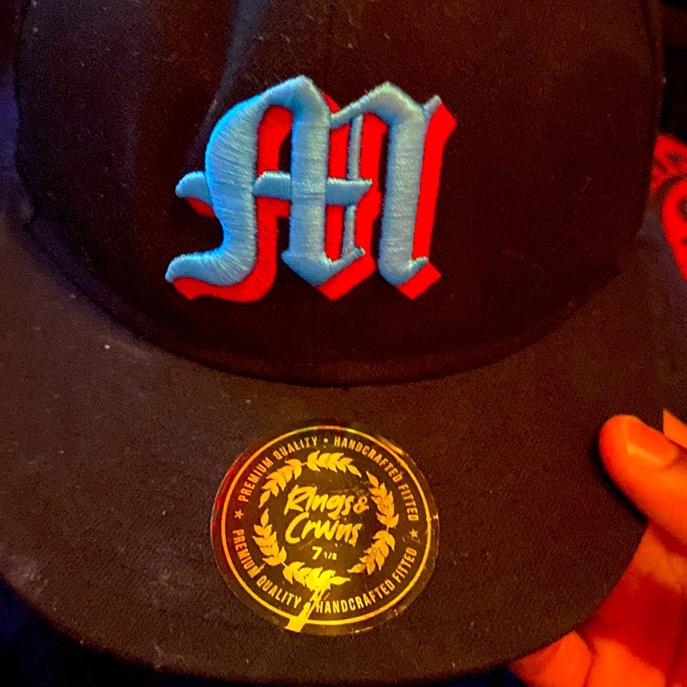 Miami Giants size 7 1/2 Blue and black